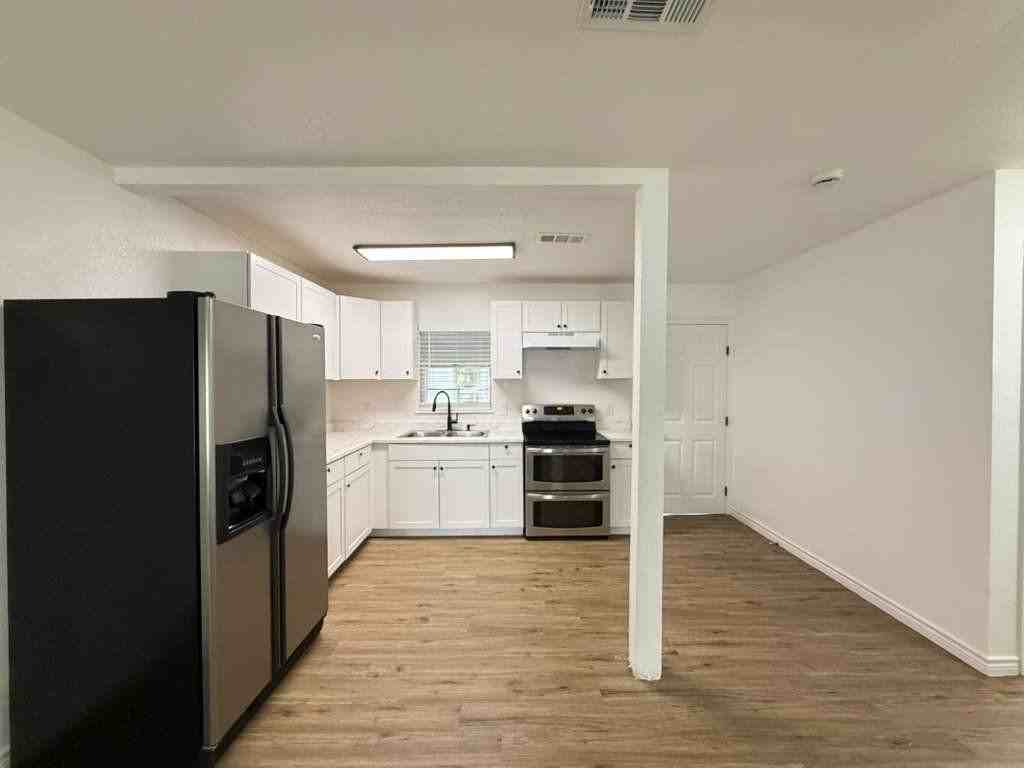 4911 Casa Grande St - Photo 5 of 19