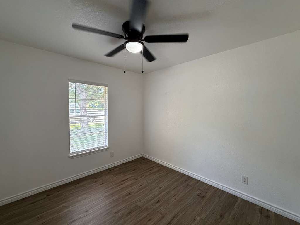 4911 Casa Grande St - Photo 7 of 19