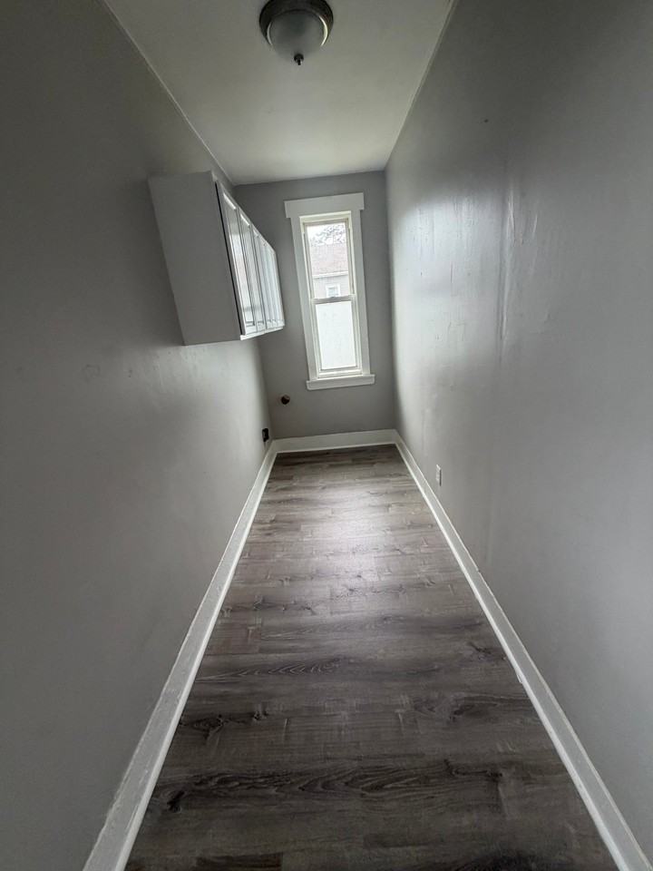 78 Waverly St #3R - Photo 4 of 7