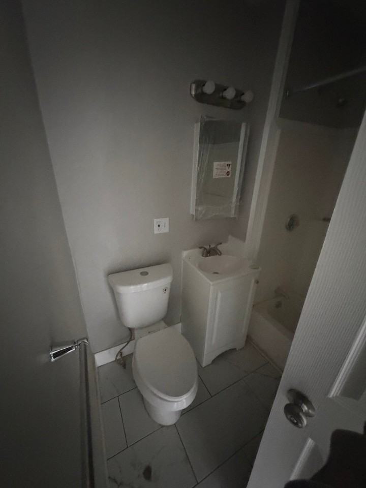 78 Waverly St #3R - Photo 6 of 7