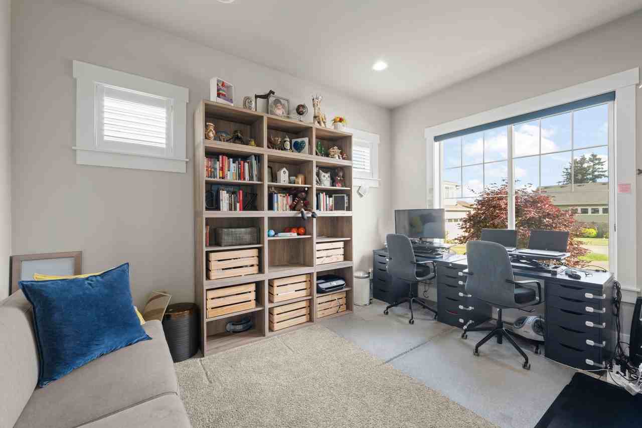 13726 Ne 133rd Pl - Photo 3 of 20