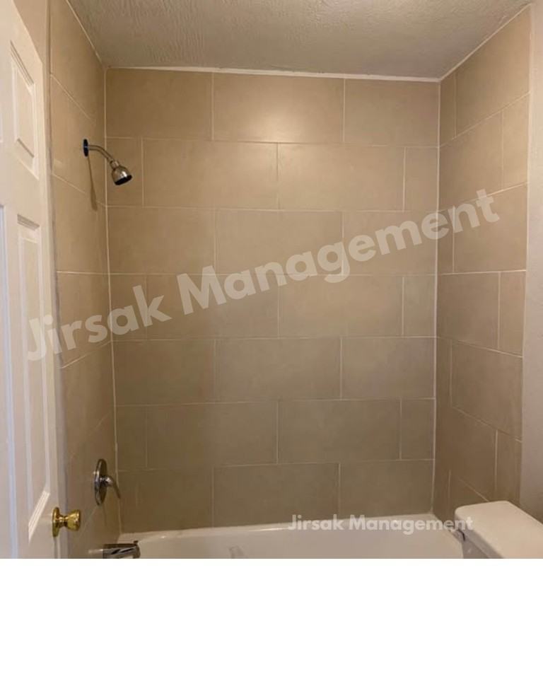 4740 Stokes St - Photo 4 of 5