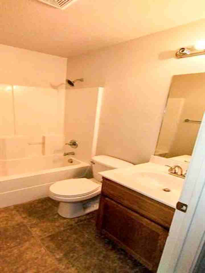 3410 Plateau St - Photo 5 of 10
