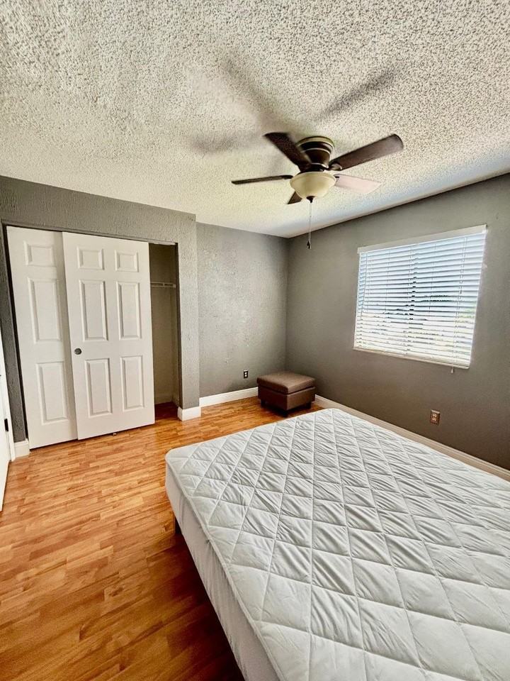106 Coralwood Cir - Photo 2 of 5