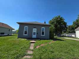 featured image of 612 1st Ave W