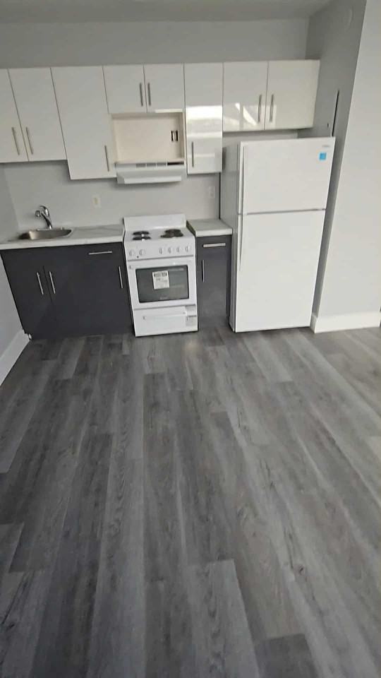 570 Ellice Ave - Photo 4 of 5