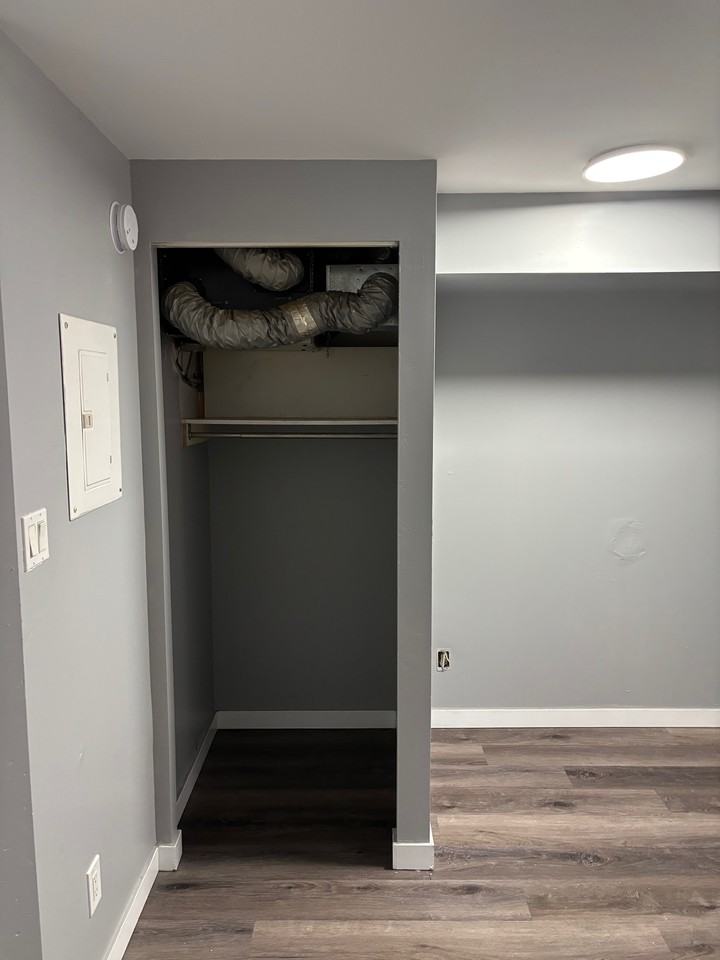 250 Furby Street - Photo 3 of 40