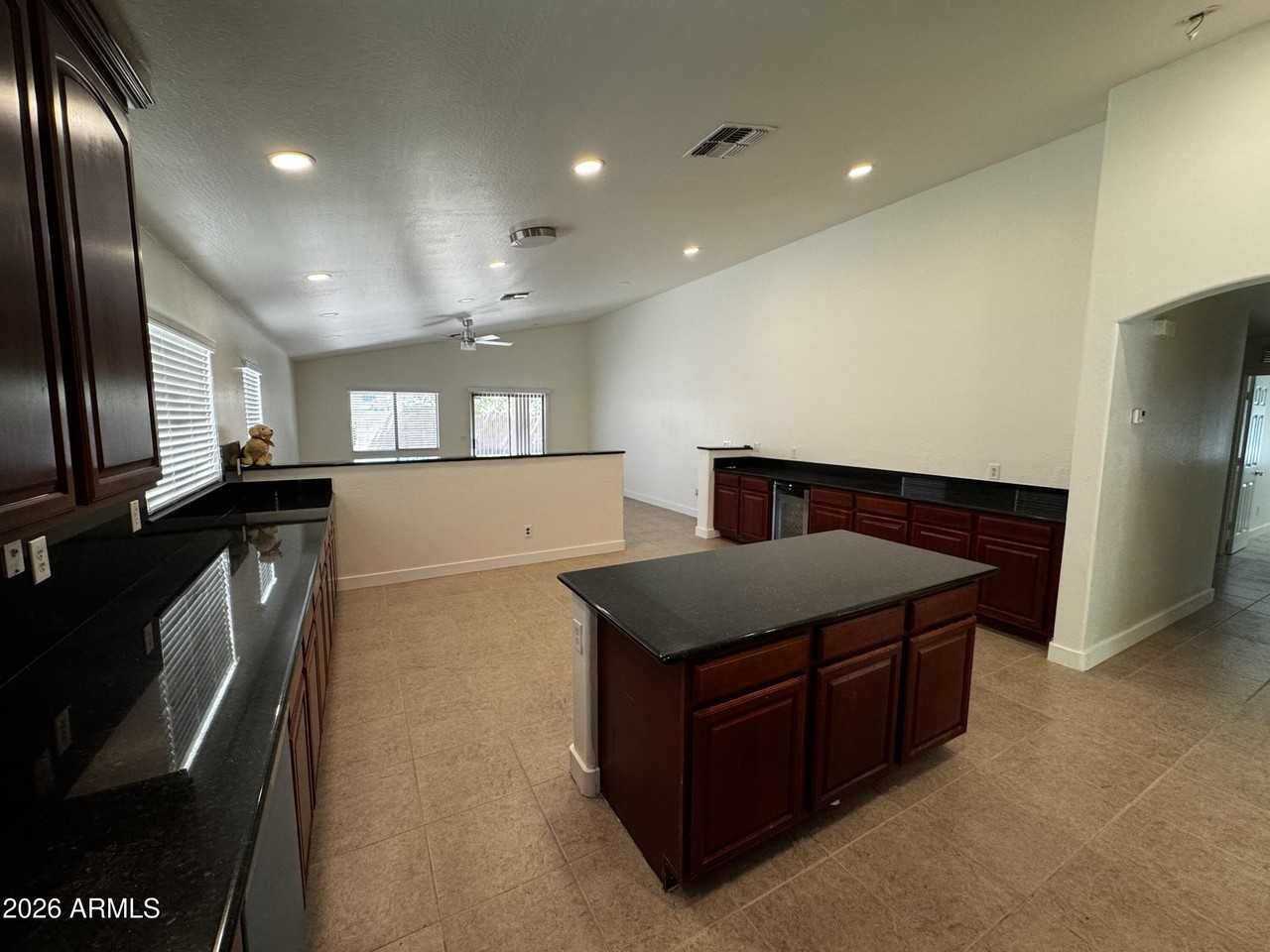 43250 W Estrada St - Photo 6 of 28