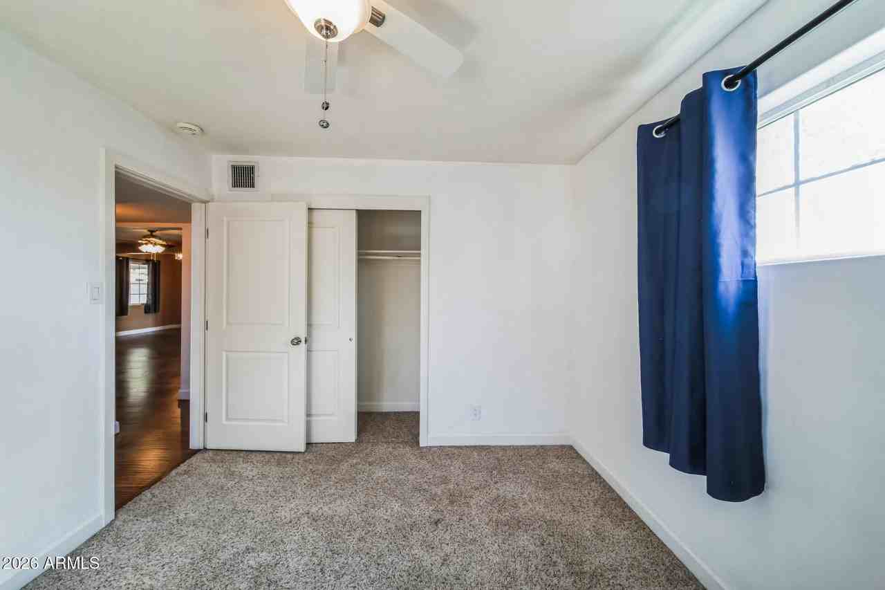 2320 W Whitton Ave - Photo 7 of 19