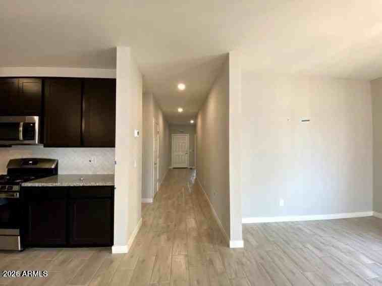 976 E White Wing Dr - Photo 3 of 15