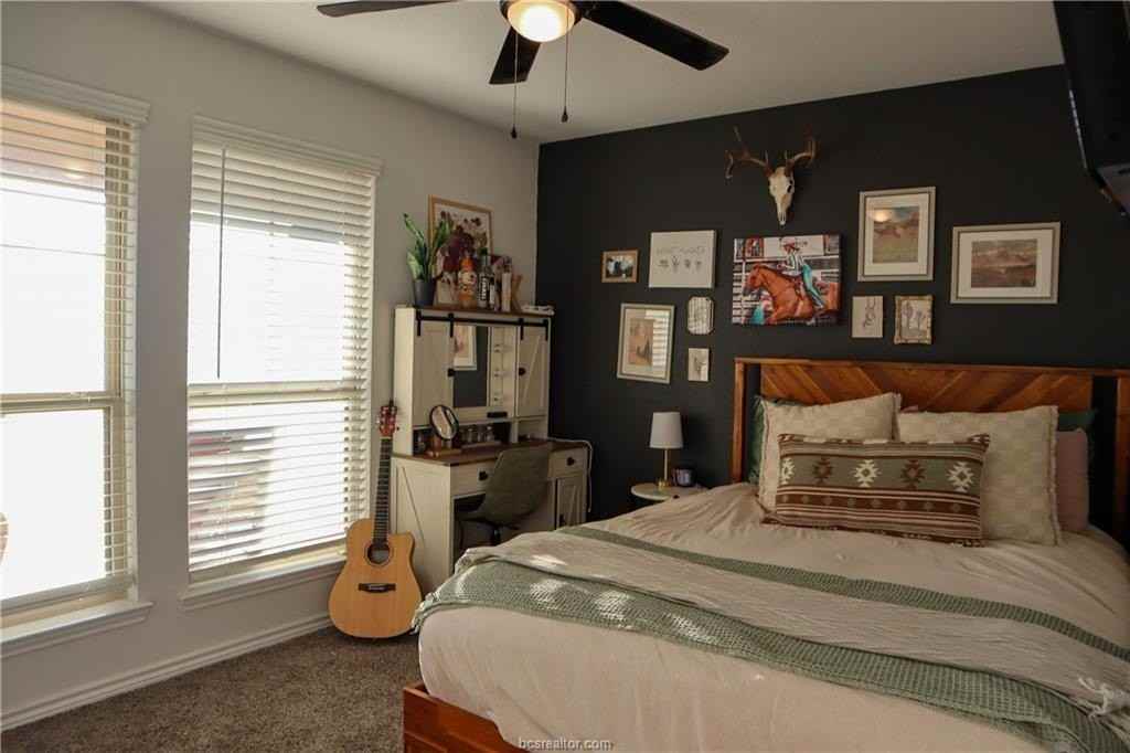 5248 Montague Loop - Photo 4 of 10