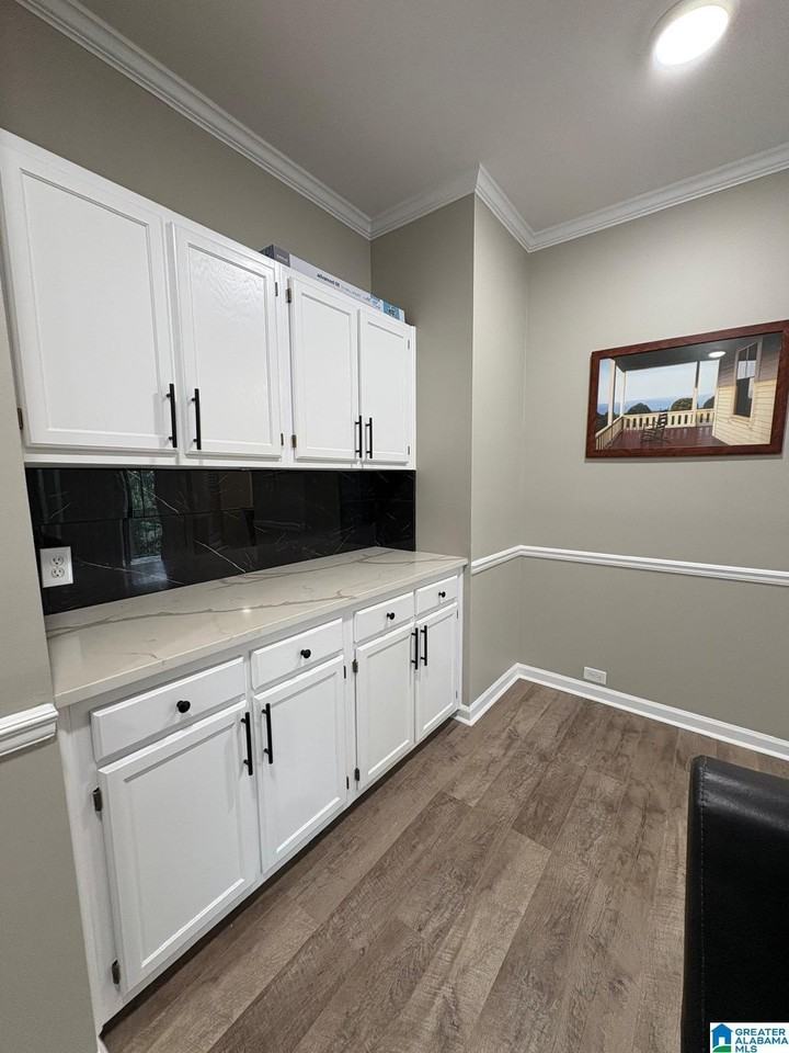 Waterford Pl - Photo 5 of 13