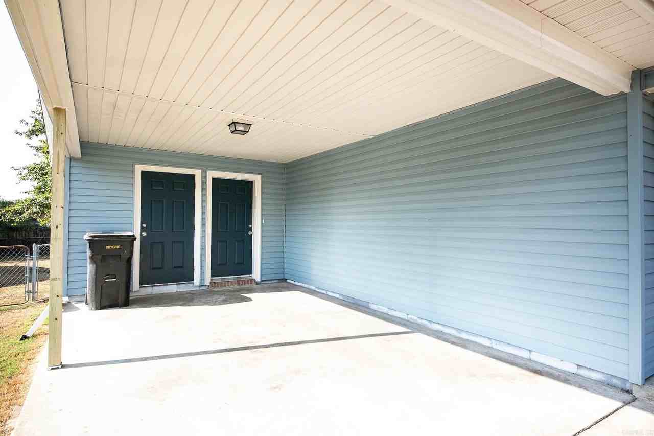 33 Langford St - Photo 5 of 41