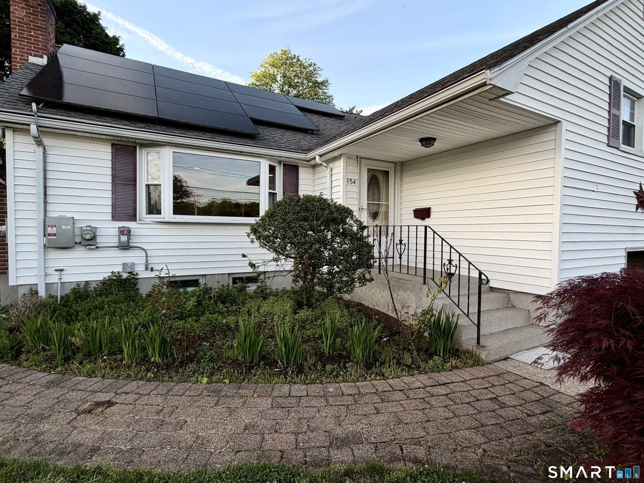 154 Harding Ave - Photo 2 of 32