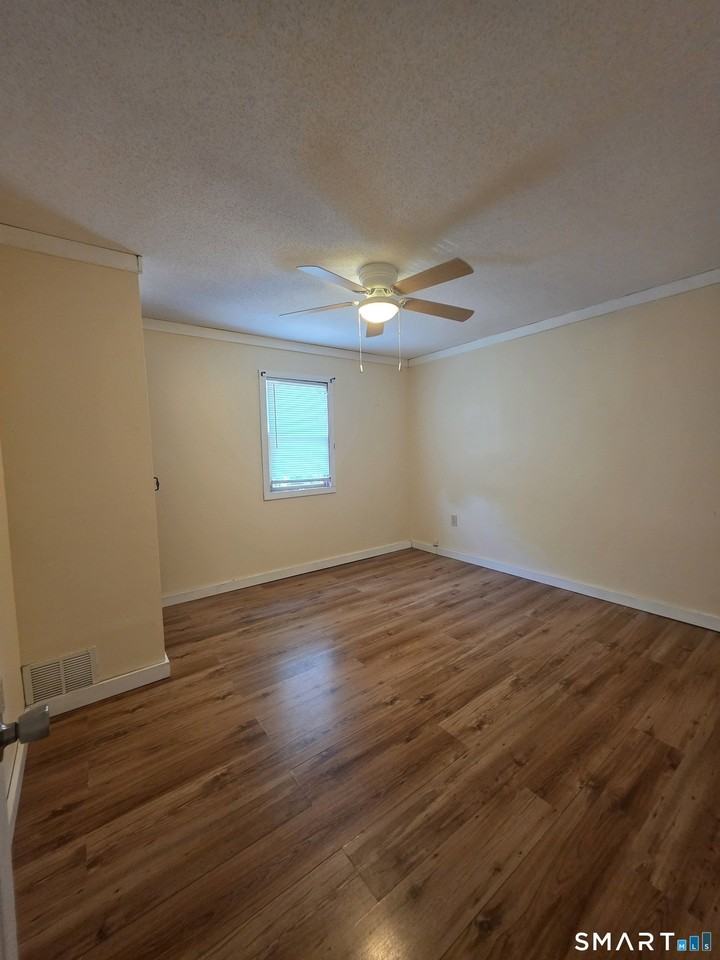 519 W Center Street Ext - Photo 6 of 9