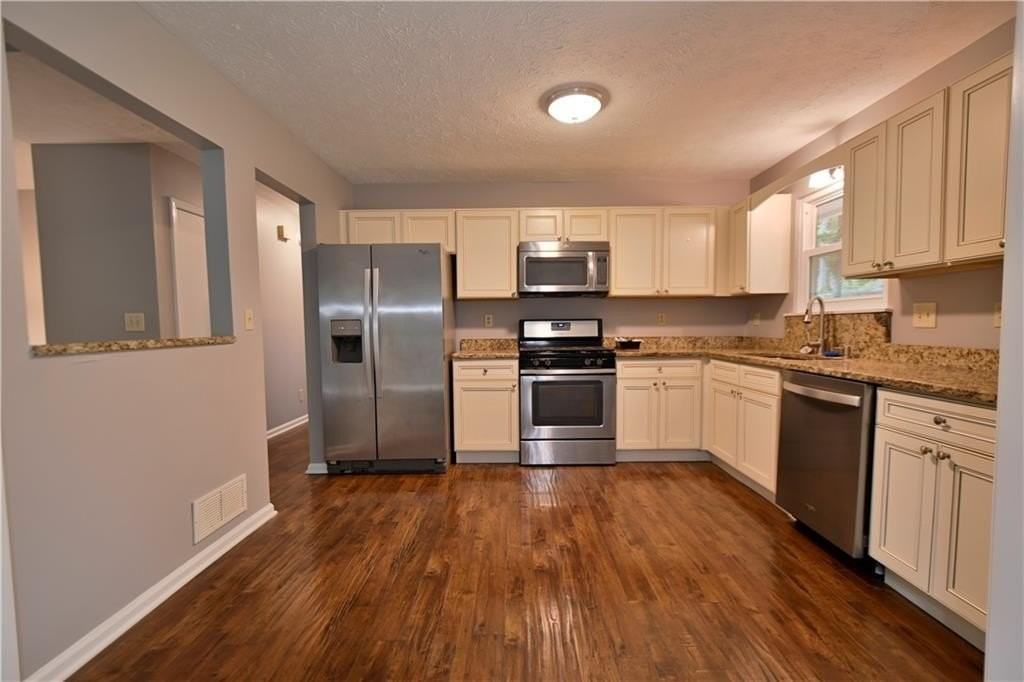 459 Ridgetop Dr Nw - Photo 3 of 24