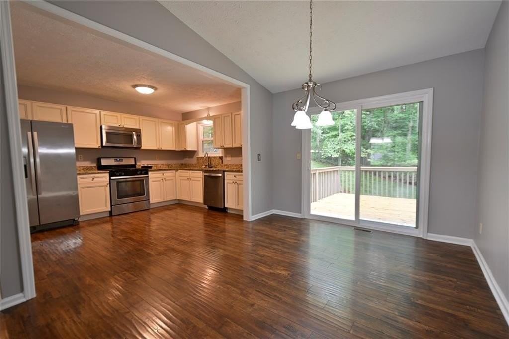 459 Ridgetop Dr Nw - Photo 5 of 24