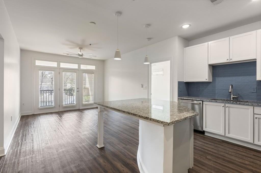 840 United Ave Se #415 - Photo 4 of 27