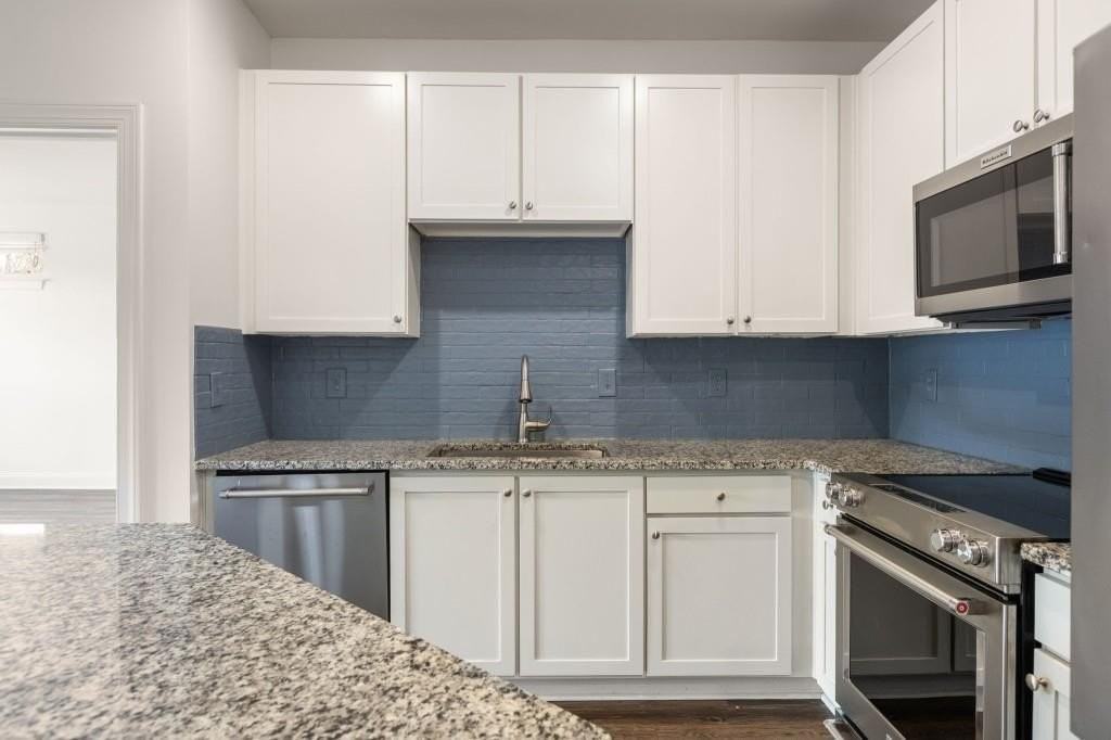 840 United Ave Se #415 - Photo 6 of 27