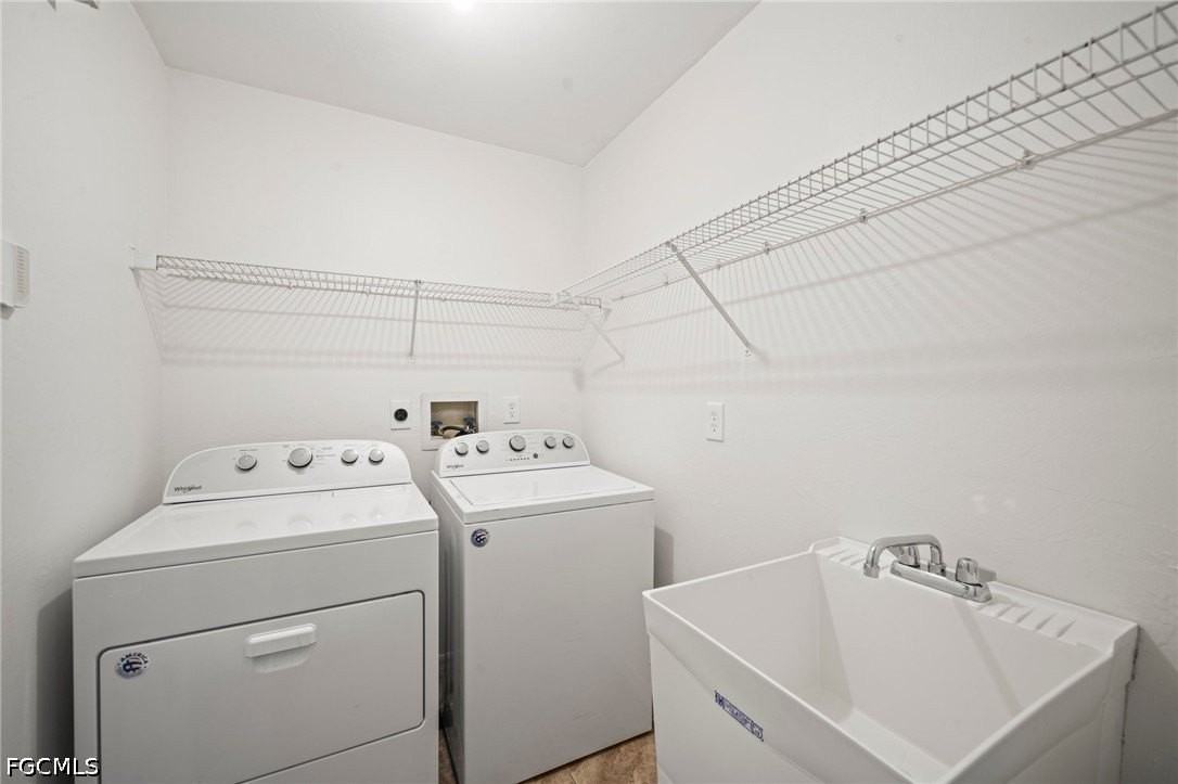 210 Ne 10th Ave - Photo 2 of 31