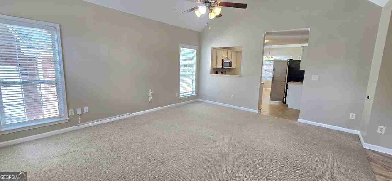 3 Castleton Ct - Photo 5 of 38