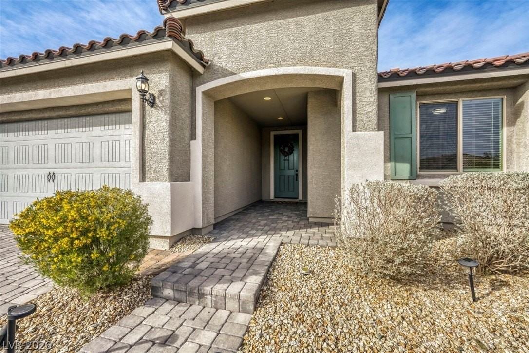 10594 Skye Arroyo Ave - Photo 3 of 28