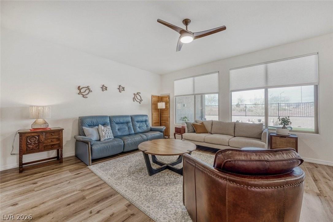 10594 Skye Arroyo Ave - Photo 5 of 28