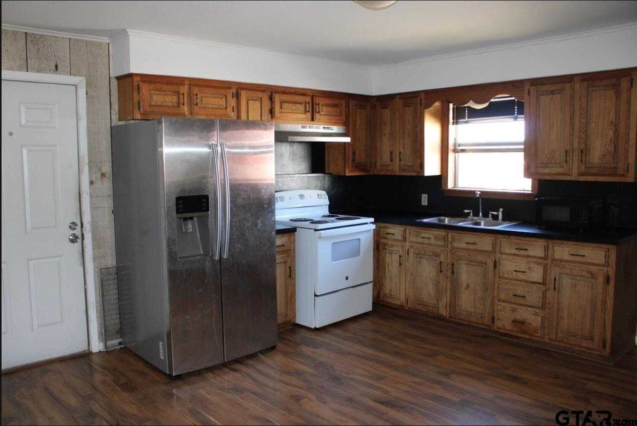 17444 County Road 2195 - Photo 2 of 2