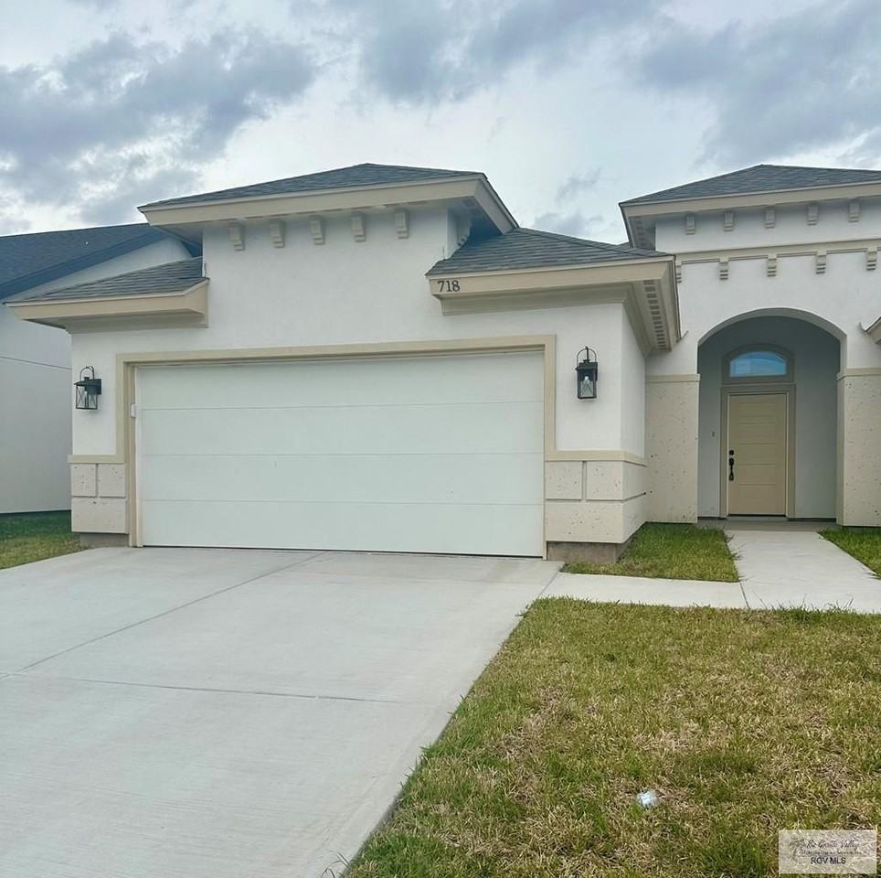 718 Ava Dr - Photo 4 of 21