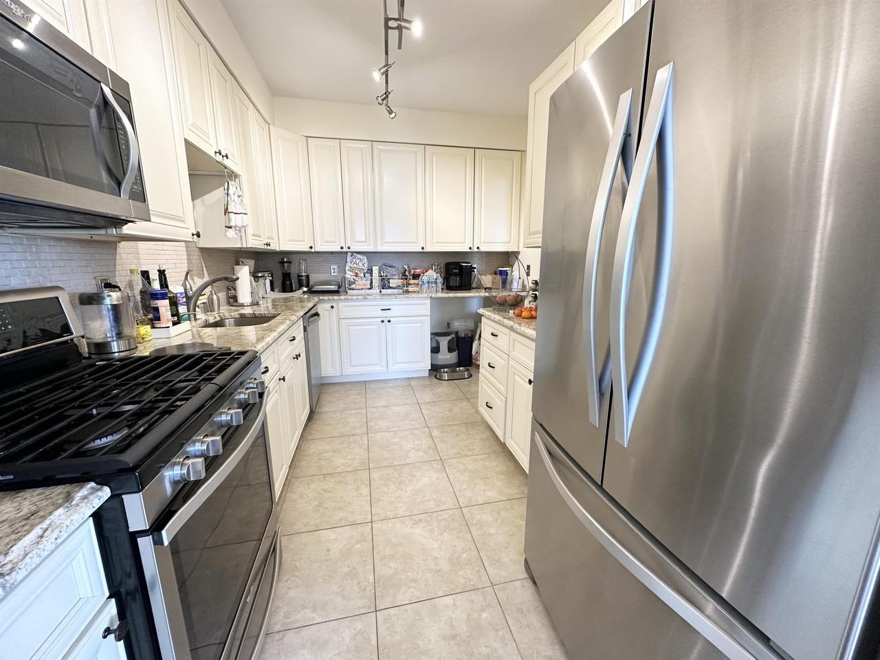 24 Bergen Ridge Rd #1 - Photo 6 of 17