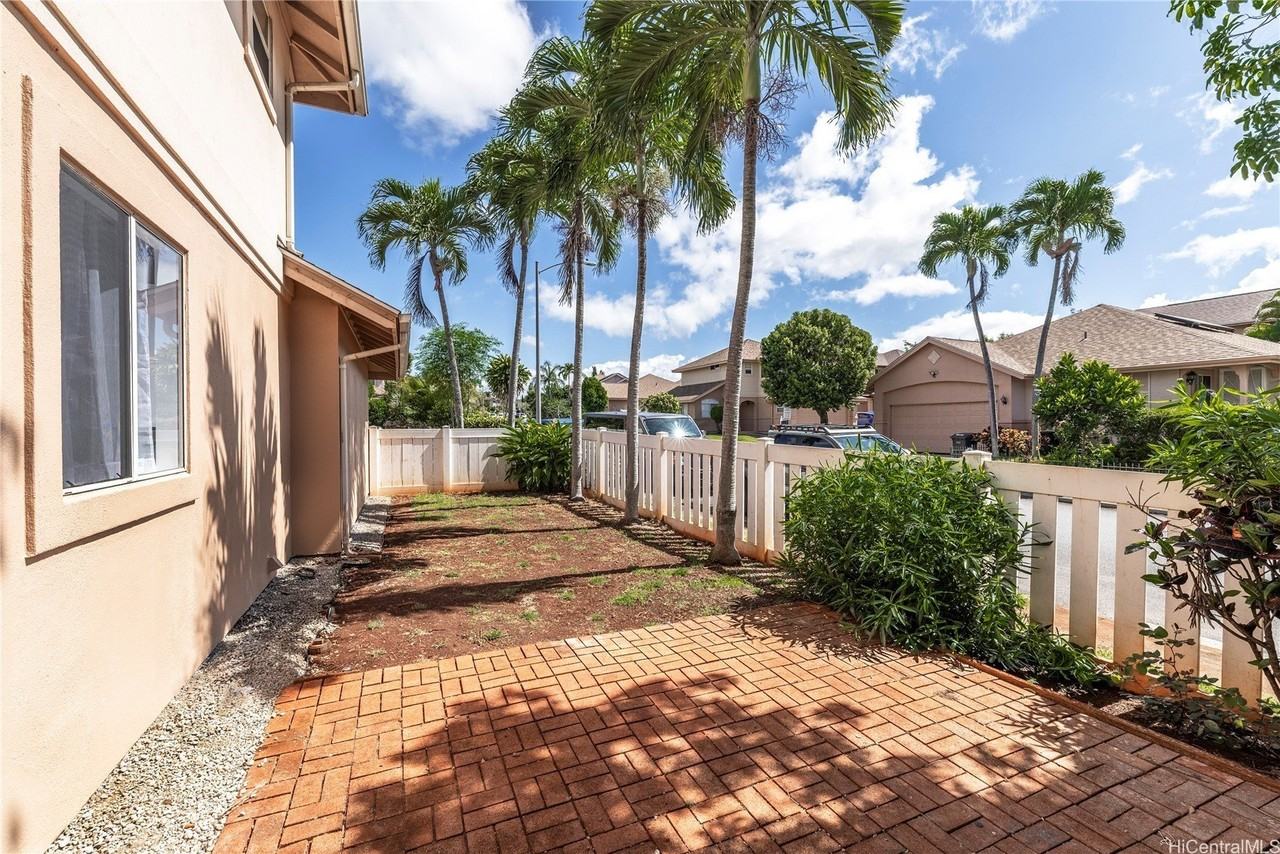 94-209 Iokoo Pl #B - Photo 3 of 21