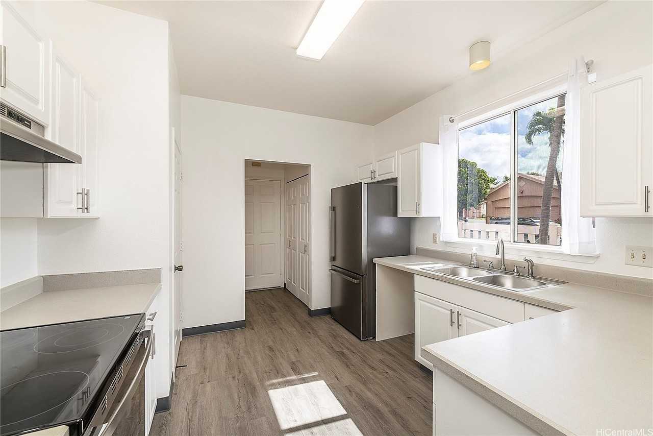 94-209 Iokoo Pl #B - Photo 5 of 21