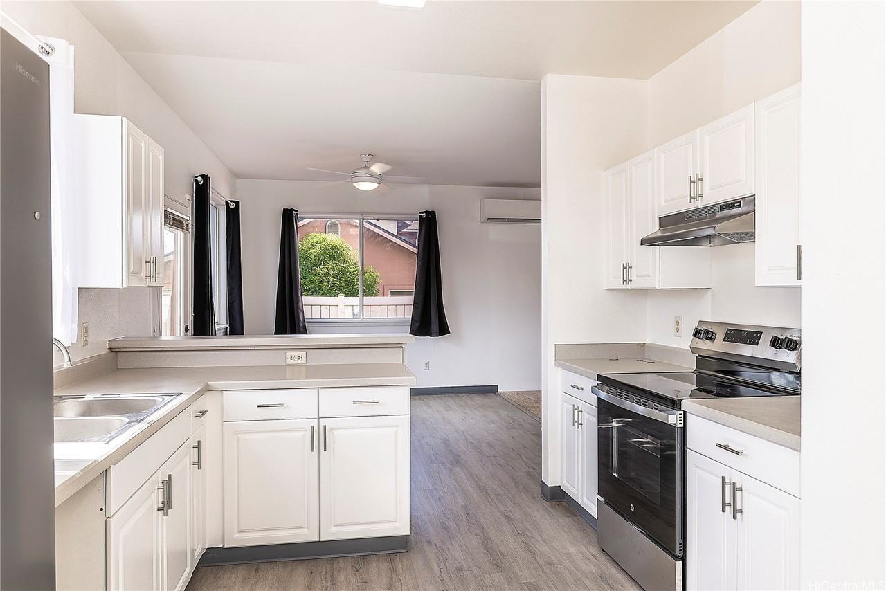 94-209 Iokoo Pl #B - Photo 6 of 21