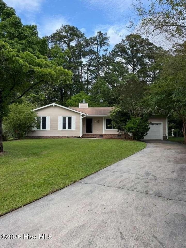 206 Little John Ln