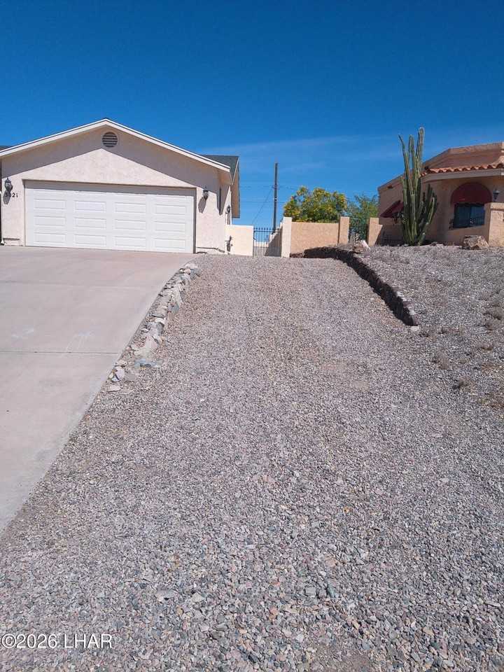 3021 Ranchero Dr - Photo 2 of 43