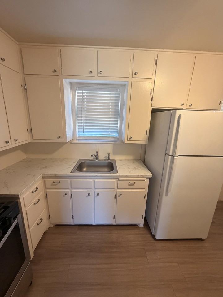 3107 37th St - Photo 5 of 10