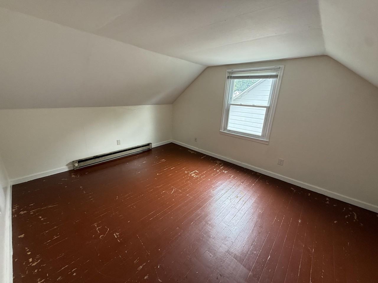 203 Elm St - Photo 7 of 10