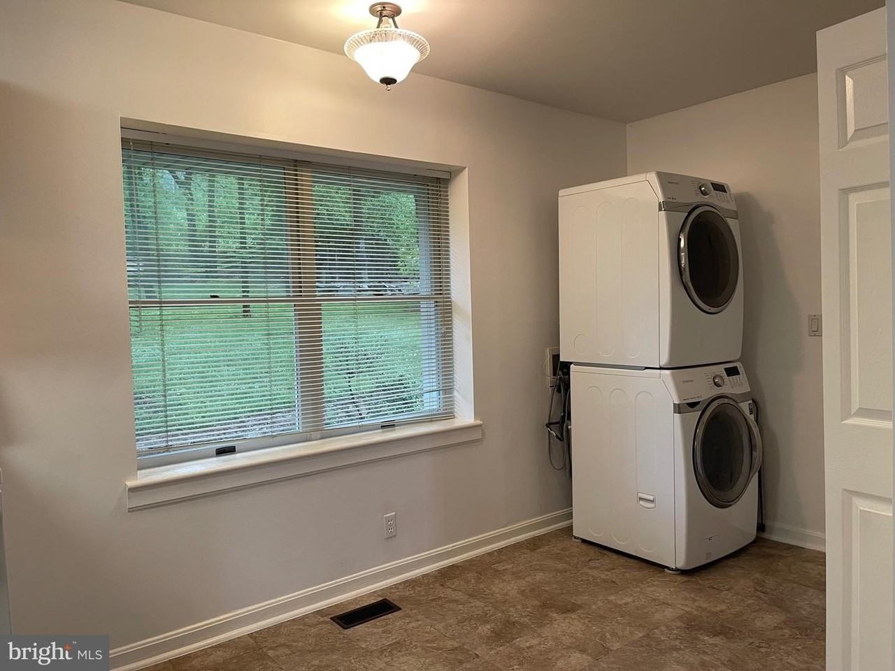 158 Bifrost Way - Photo 7 of 16