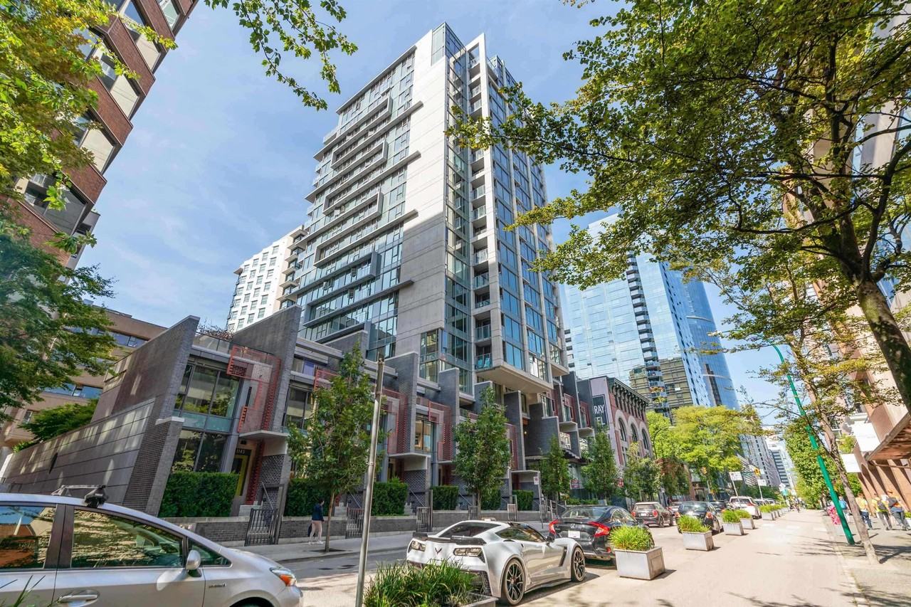 1133 Hornby Street #501 - Photo 4 of 14