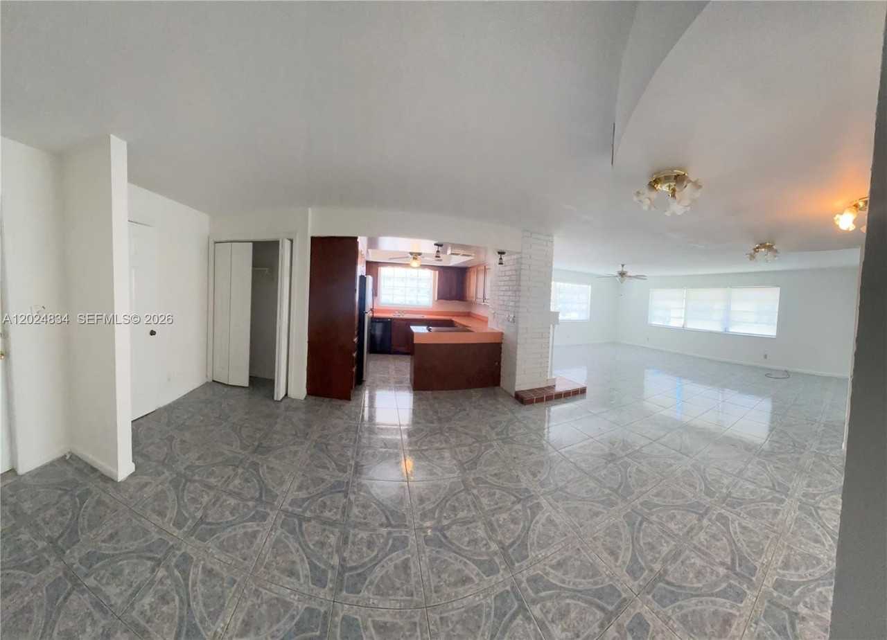 1040 Crystal Lake Dr #2 - Photo 2 of 15
