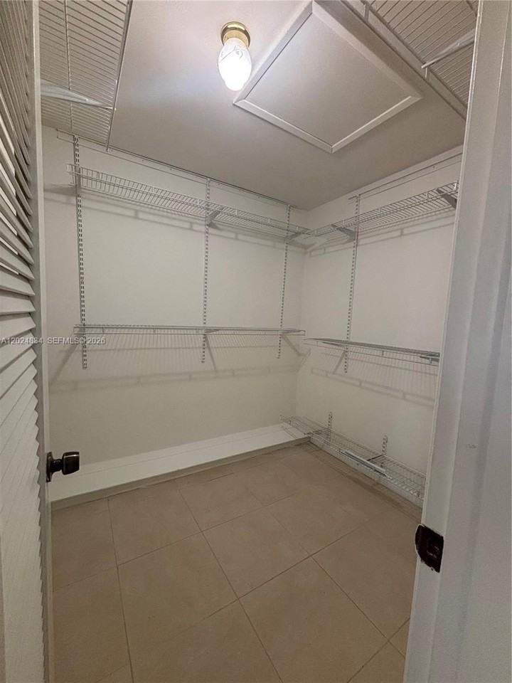 1040 Crystal Lake Dr #2 - Photo 7 of 15