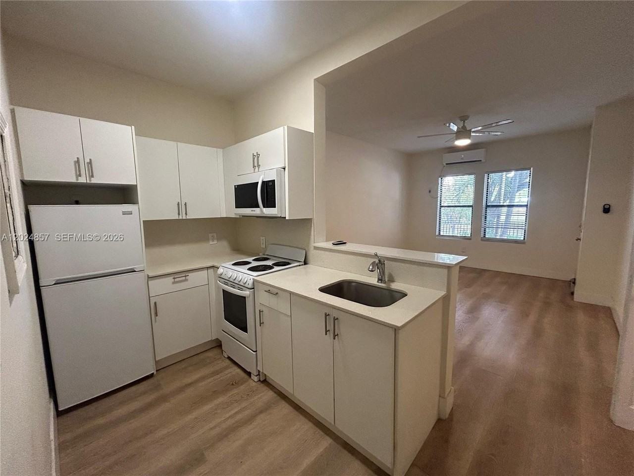 2000 Monroe St #9 - Photo 5 of 13
