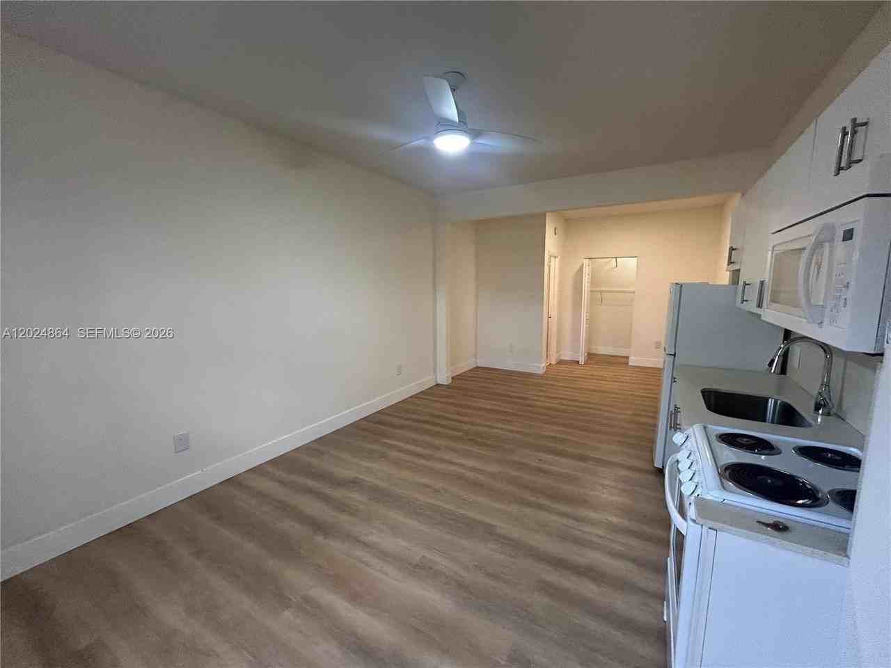 2000 Monroe St #8 - Photo 7 of 14