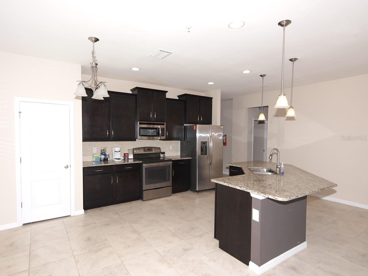 3125 Oriole Dr #104 - Photo 7 of 24