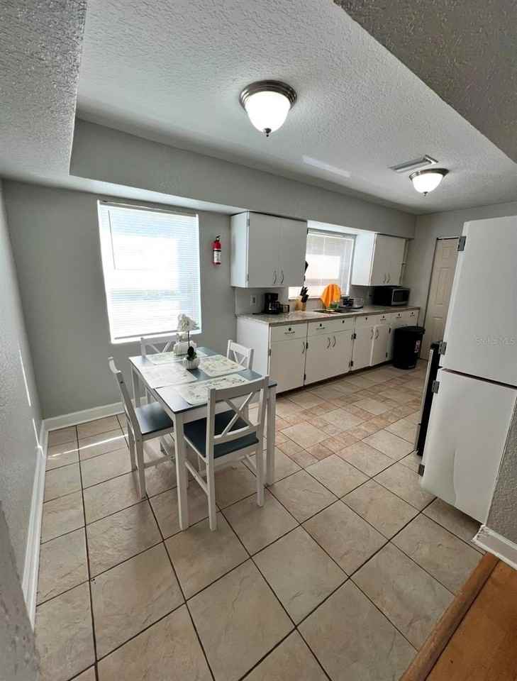3910 E Ellicott St - Photo 4 of 19