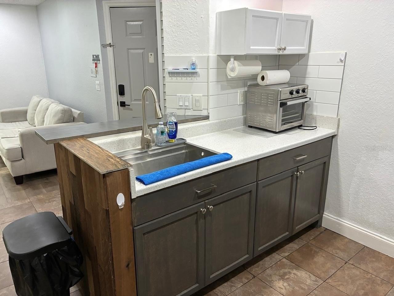 5701 Gatlin Ave #125 - Photo 4 of 12