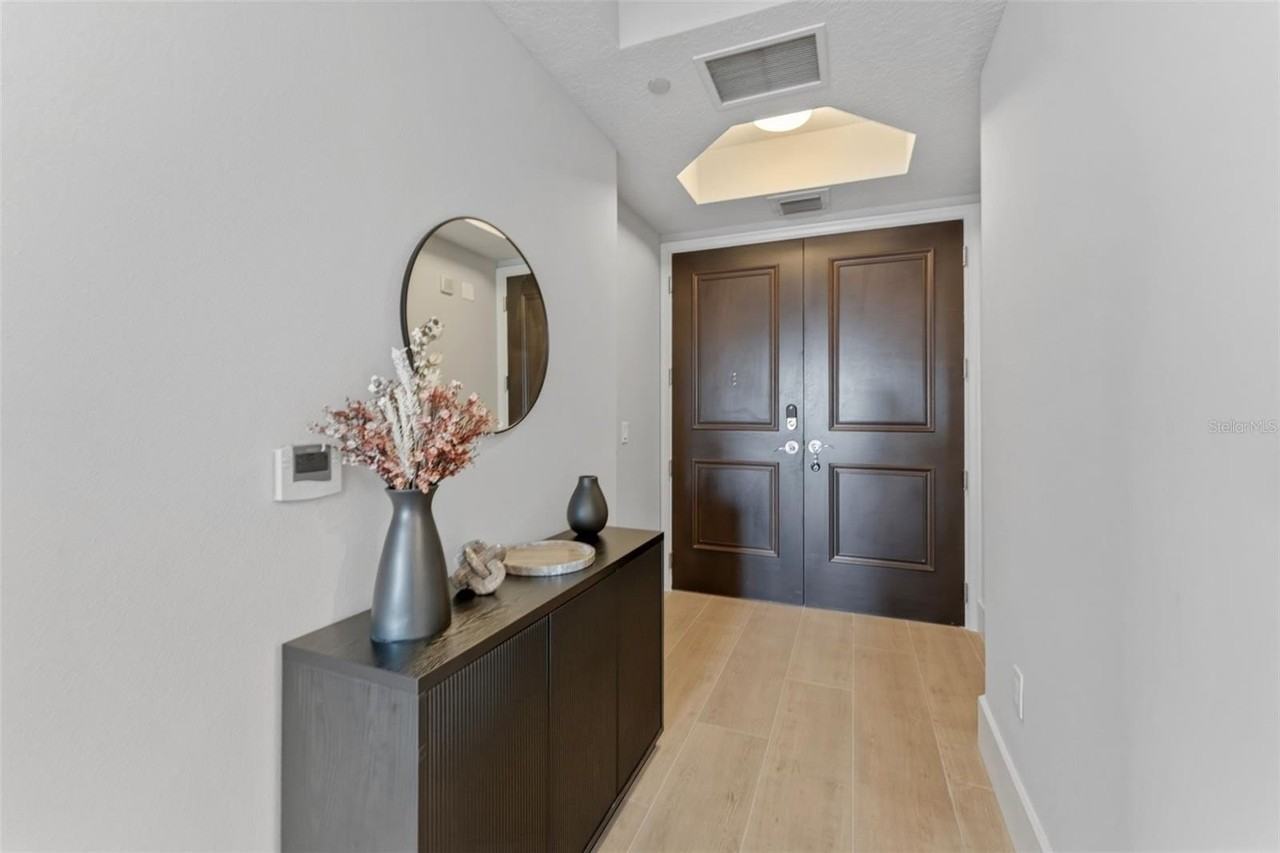 449 S 12th St #1405 - Photo 3 of 35