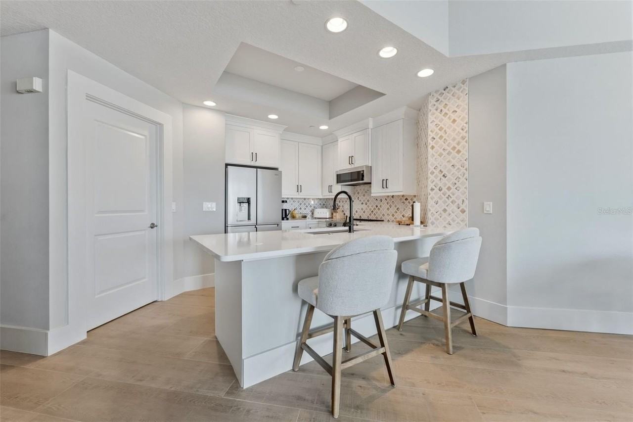 449 S 12th St #1405 - Photo 6 of 35