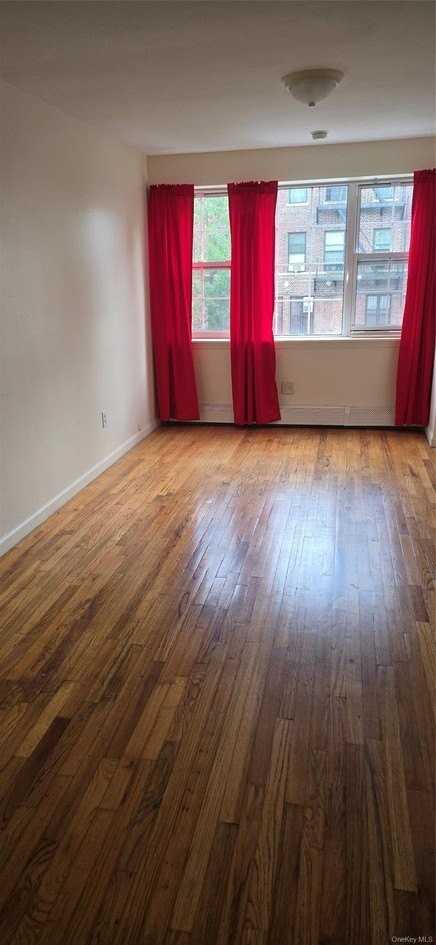 51 Sutter Ave #2 - Photo 7 of 11