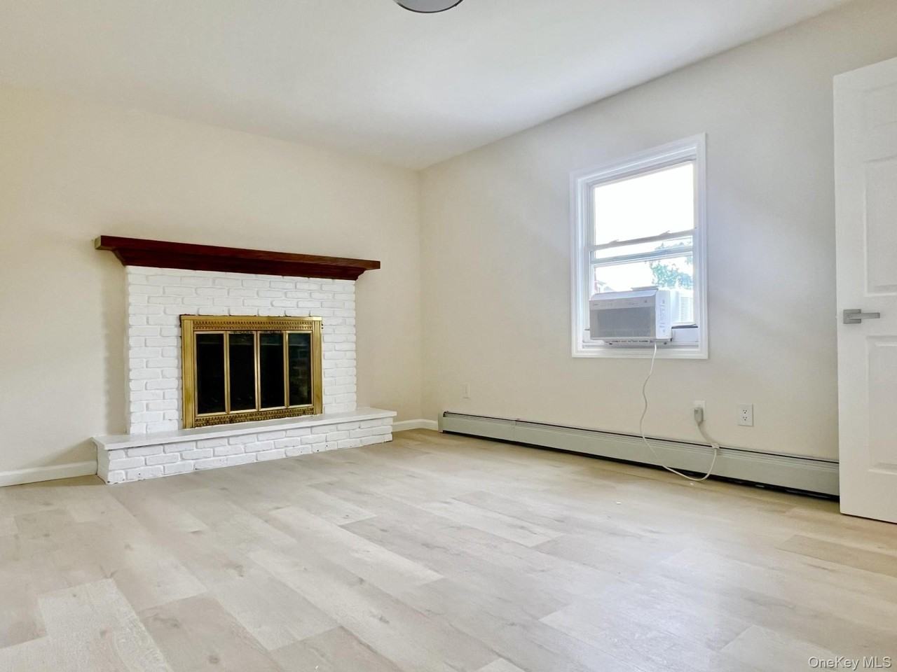 33 Cherry Ln - Photo 2 of 12